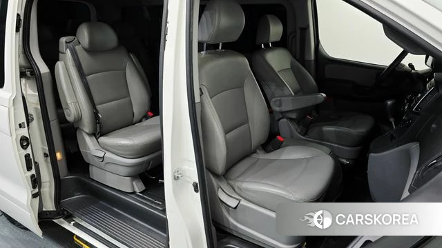 Hyundai The New Grand Starex id 4937557 из Кореи 10