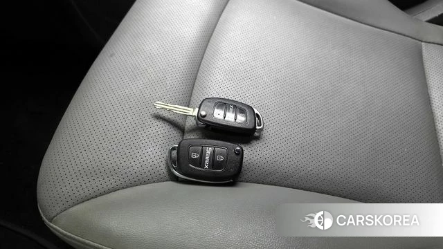 Hyundai The New Grand Starex id 4351202 из Кореи 10