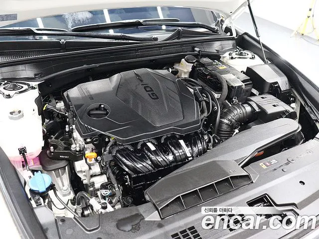 Hyundai Grandeur (GN7) id 2739683 из Кореи 10