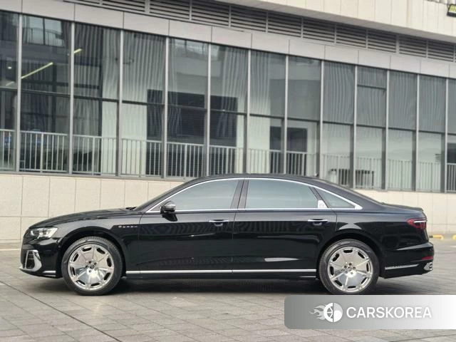 Audi A8 id 4261801 из Китая 10