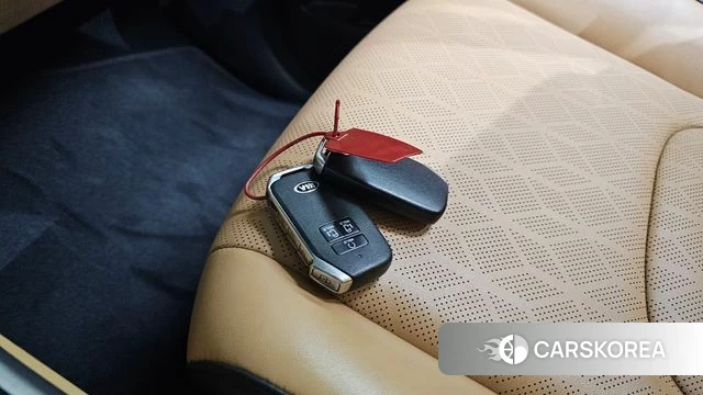 Kia Carnival 4th generation id 4224603 из Кореи 10