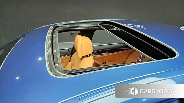 BMW 5 Series (G30) id 3468852 из Кореи 10