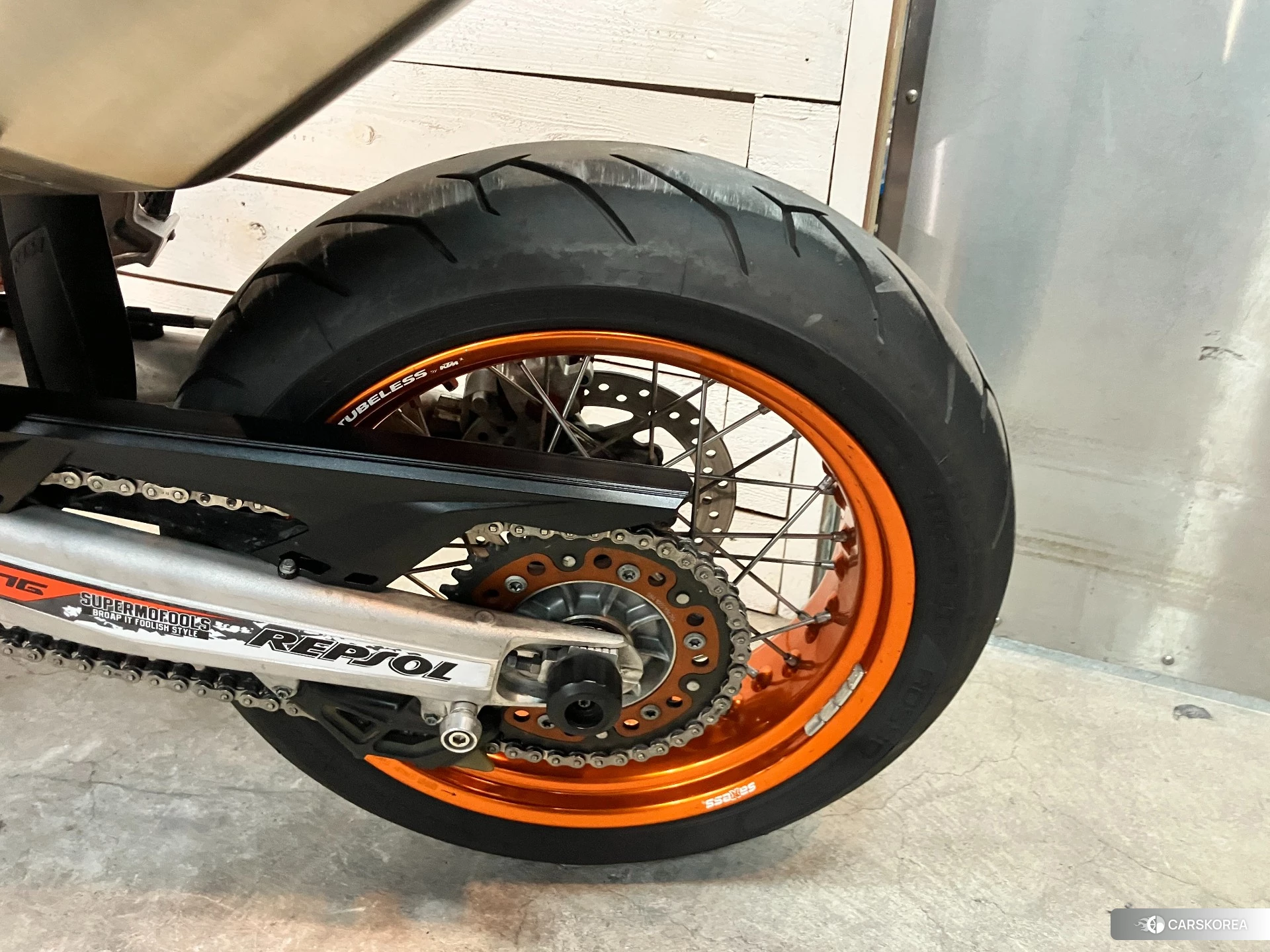 KTM 690 SMC R id 4237956 из Японии 10
