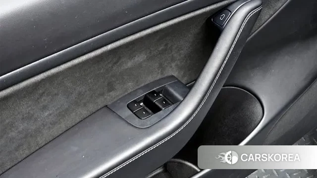 Tesla Model 3 id 3384866 из Кореи 10