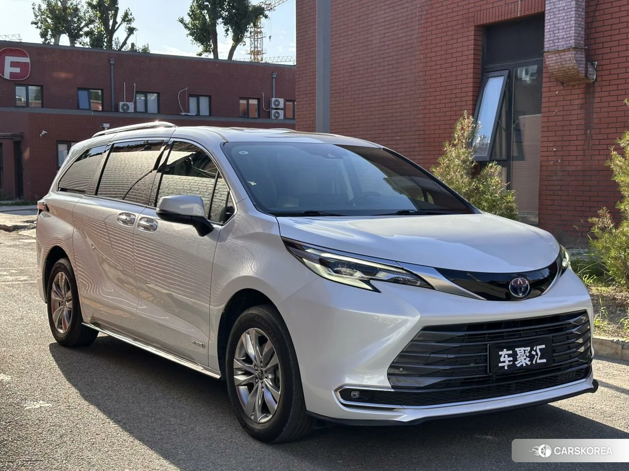 Toyota Saina id 4426727 из Китая 10