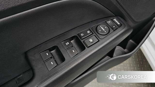 Hyundai The New Avante AD id 3879784 из Кореи 10