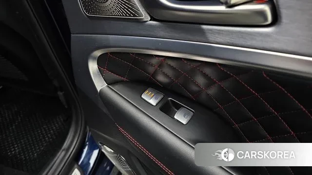 Genesis G70 id 3666725 из Кореи 10