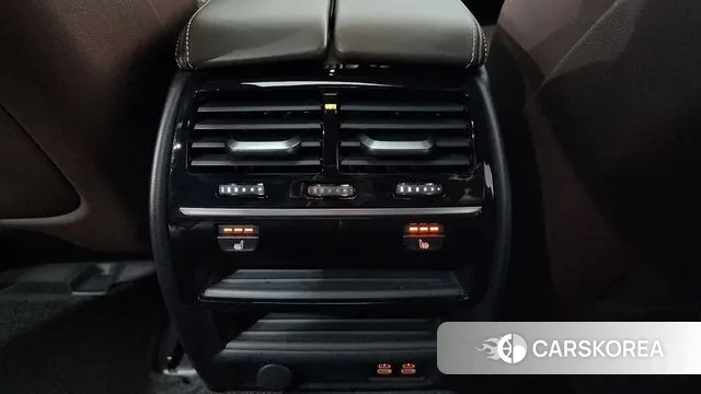 BMW 5 Series (G30) id 3607548 из Кореи 10