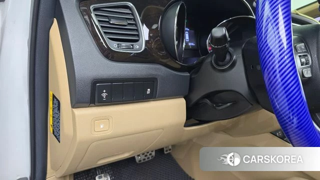 Kia The New Carnival id 4471551 из Кореи 10