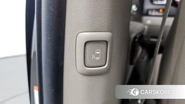 Kia The New Carnival id 2971139 из Кореи 10