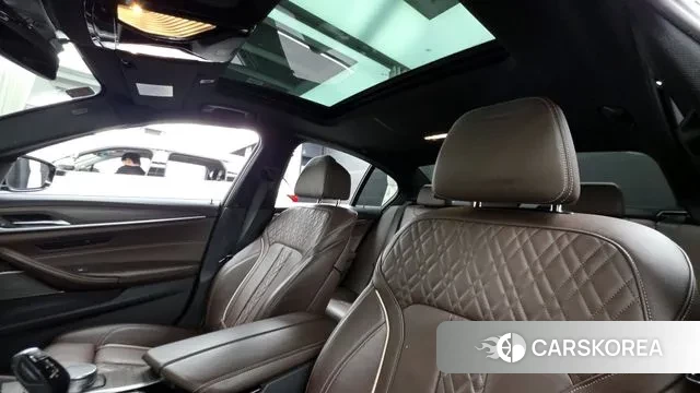 BMW 5 Series (G30) id 3708563 из Кореи 10