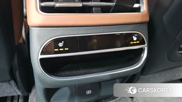 Genesis GV70 id 3701286 из Кореи 10