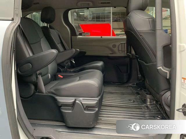 Toyota Saina id 4279171 из Китая 10