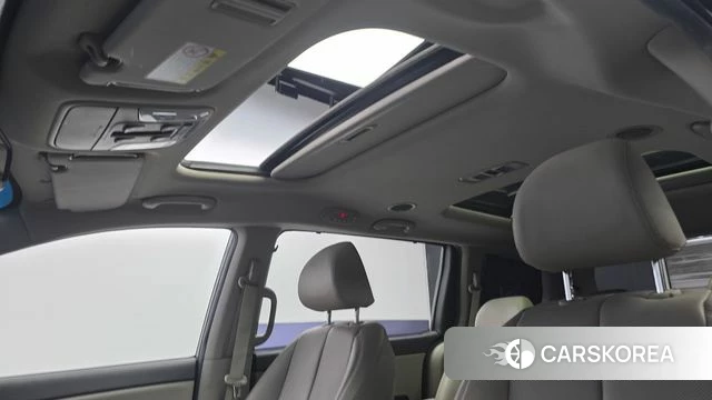 Kia The New Carnival id 4203428 из Кореи 10