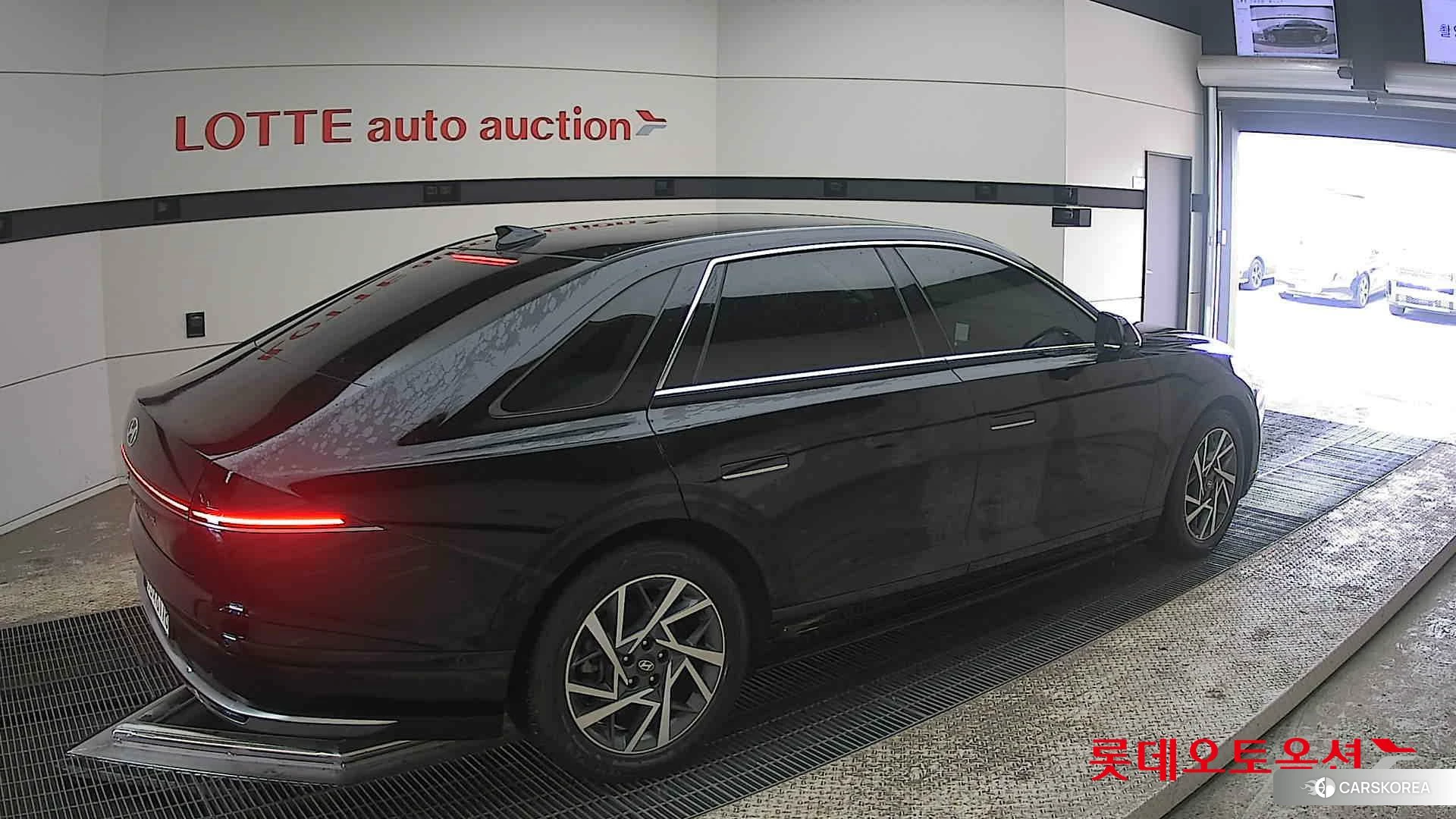 Hyundai Grandeur Hybrid id 3888320 из Кореи 10