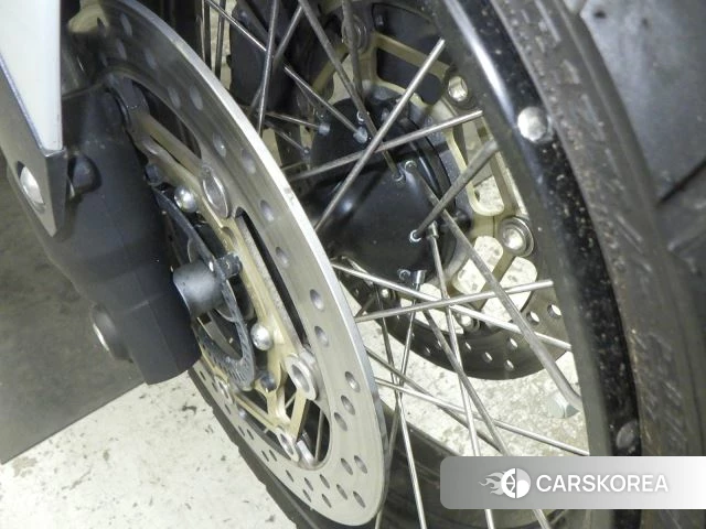 Honda X-ADV 750 id 4184315 из Японии 10