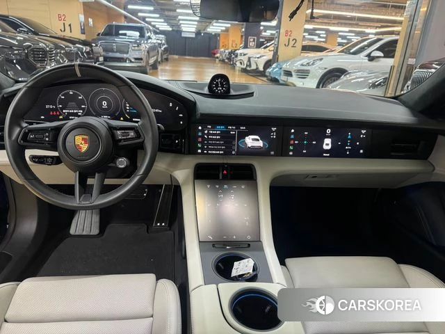 Porsche Taycan id 4617718 из Кореи 10
