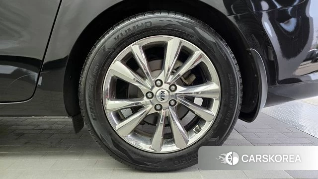 Kia The New Carnival id 3860944 из Кореи 10