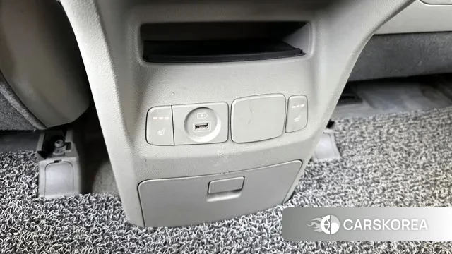 Kia The New Carnival id 2961982 из Кореи 10