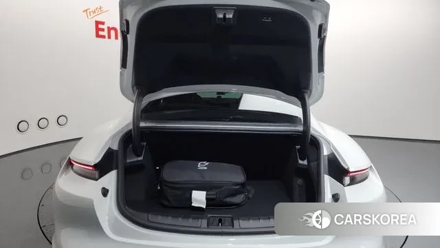 Porsche Taycan id 3596740 из Кореи 10