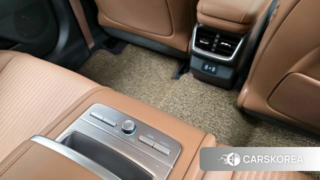 Hyundai Grandeur (GN7) id 3805391 из Кореи 10