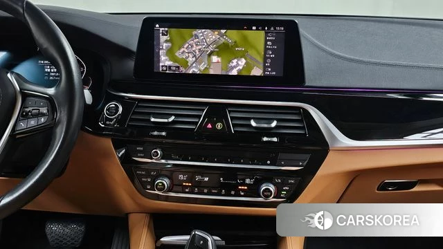 BMW 5 Series (G30) id 3965844 из Кореи 10