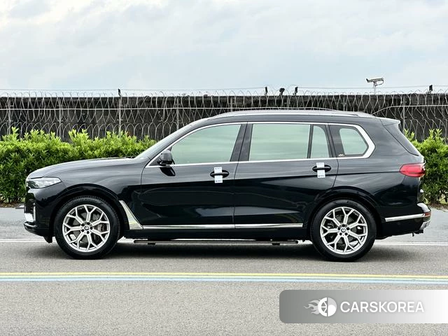 BMW X7 id 4265727 из Китая 10