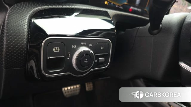 Mercedes-Benz A-Class W177 id 4696823 из Кореи 10