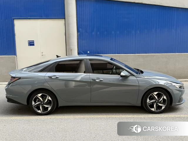 Hyundai Elantra id 4276219 из Китая 10