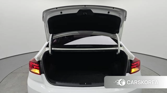 Hyundai The New Avante AD id 3879906 из Кореи 10