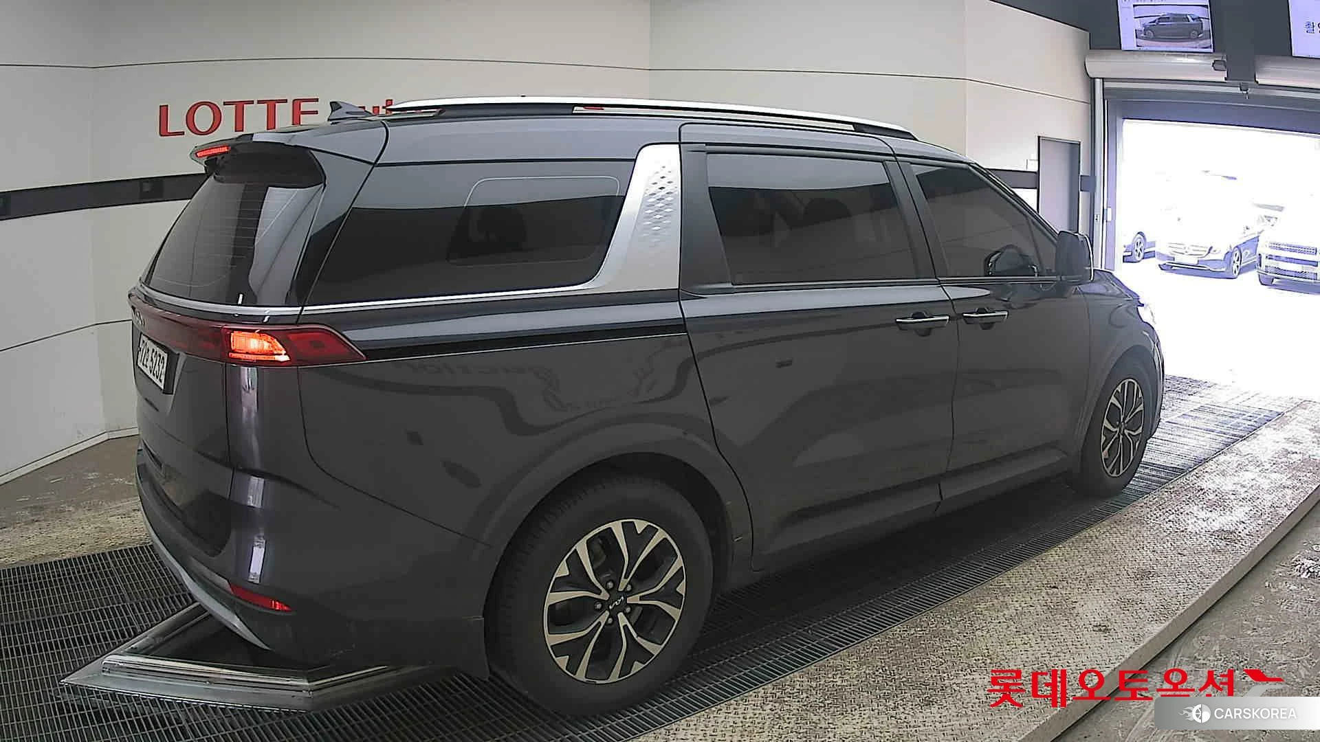 Kia Carnival id 3875762 из Кореи 10