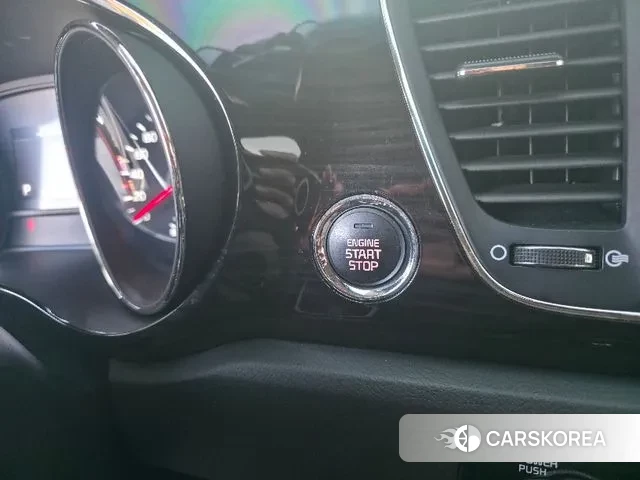 Kia The New Carnival id 3505462 из Кореи 10