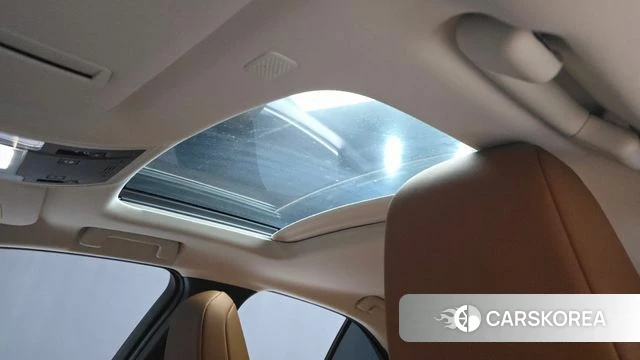 Lexus UX300e id 4428484 из Кореи 10