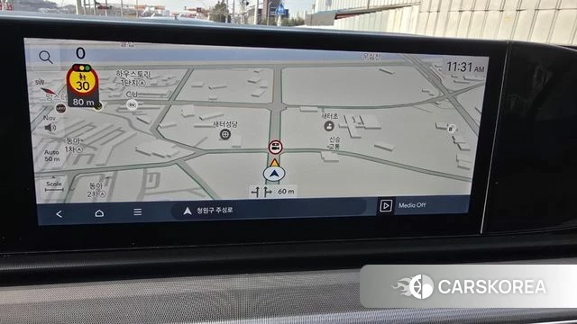 Hyundai Grandeur (GN7) id 4243801 из Кореи 10