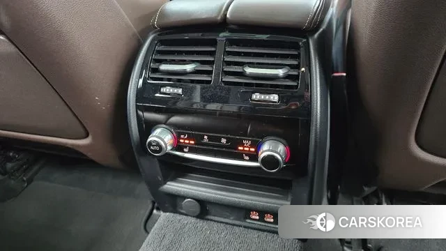 BMW 5 Series (G30) id 3721663 из Кореи 10