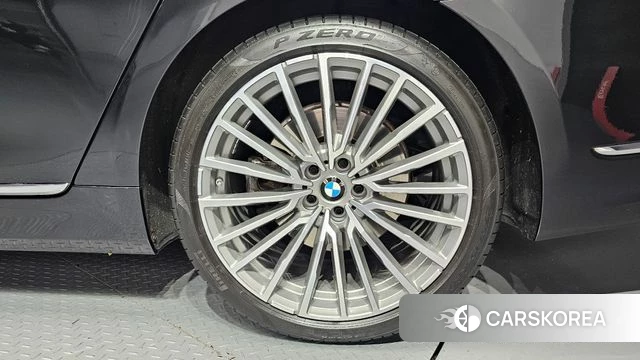 BMW 7 Series (G11) id 4245479 из Кореи 10