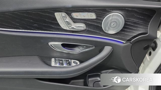 Mercedes-Benz E-Class W213 id 4482618 из Кореи 10