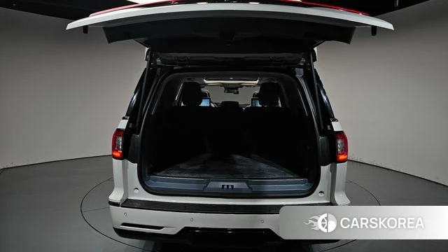 Lincoln Navigator 4th generation id 4865055 из Кореи 10