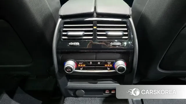 BMW 5 Series (G30) id 3412115 из Кореи 10