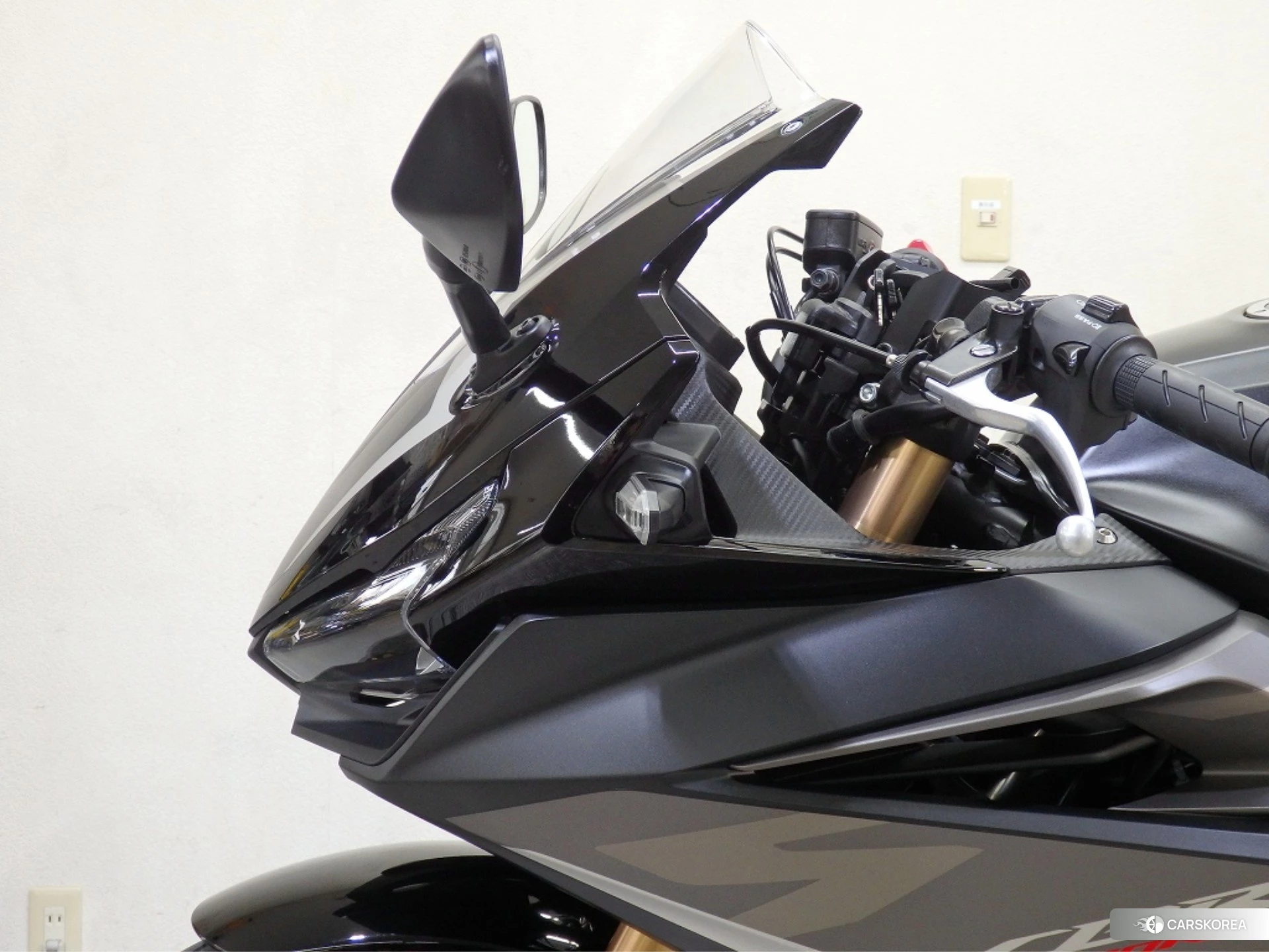 Honda CBR400R ABS id 4184262 из Японии 10