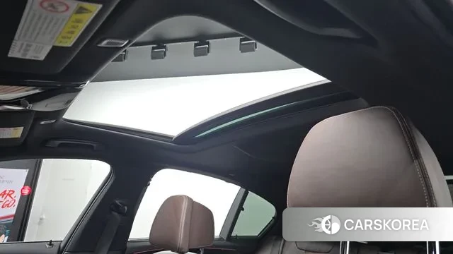 BMW 5 Series (G30) id 3386093 из Кореи 10