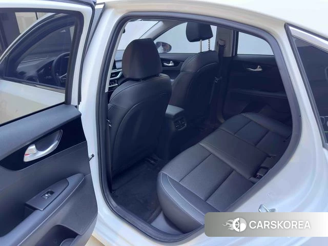 Kia K3 id 4299882 из Китая 10