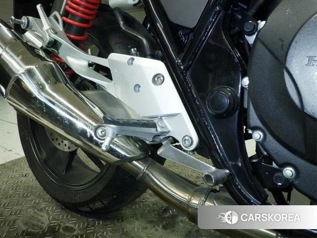 Проданный Honda CB400SF BOLDOR ABS id 3996576 из Японии, фото 10