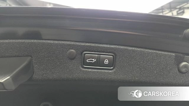 Hyundai The New Grandeur IG id 3807148 из Кореи 10