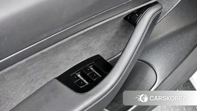 Tesla Model 3 id 2886141 из Кореи 10