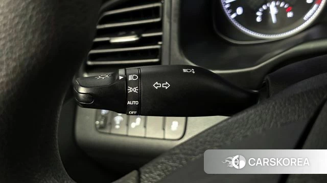 Hyundai The New Avante AD id 3899514 из Кореи 10