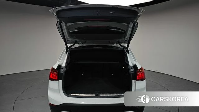 BMW X1 (F48) id 3910225 из Кореи 10