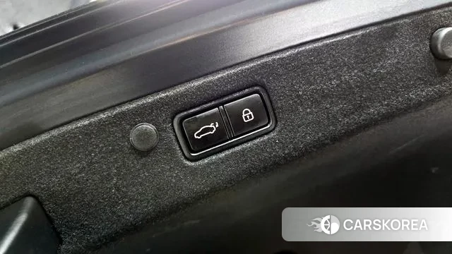 Hyundai The New Grandeur IG Hybrid id 3008522 из Кореи 10