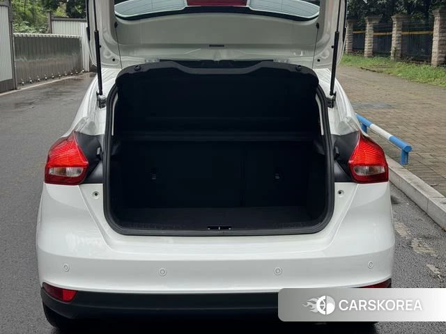Ford Fox id 4213432 из Китая 10
