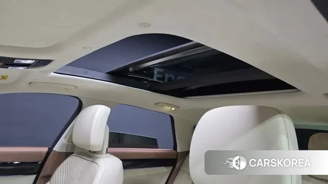 Hyundai Grandeur Hybrid (GN7) id 3591234 из Кореи 10